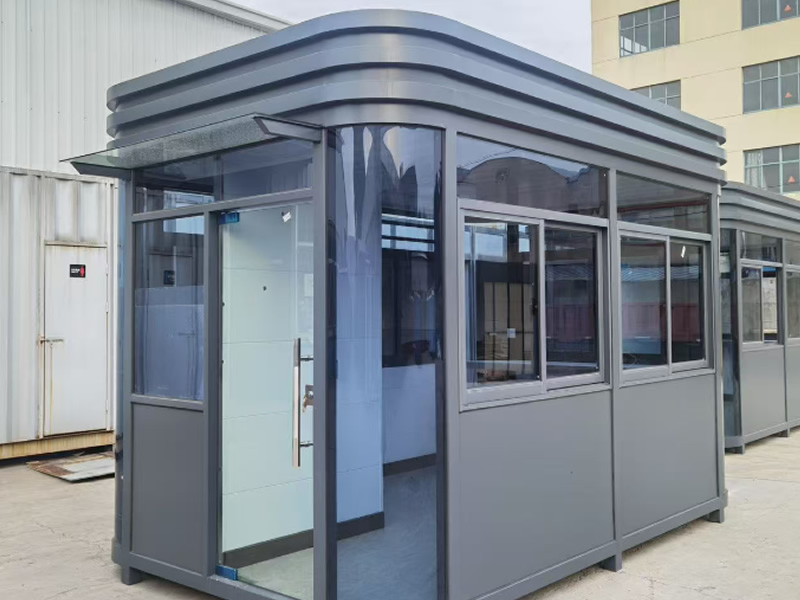 崗?fù)らT衛(wèi)房