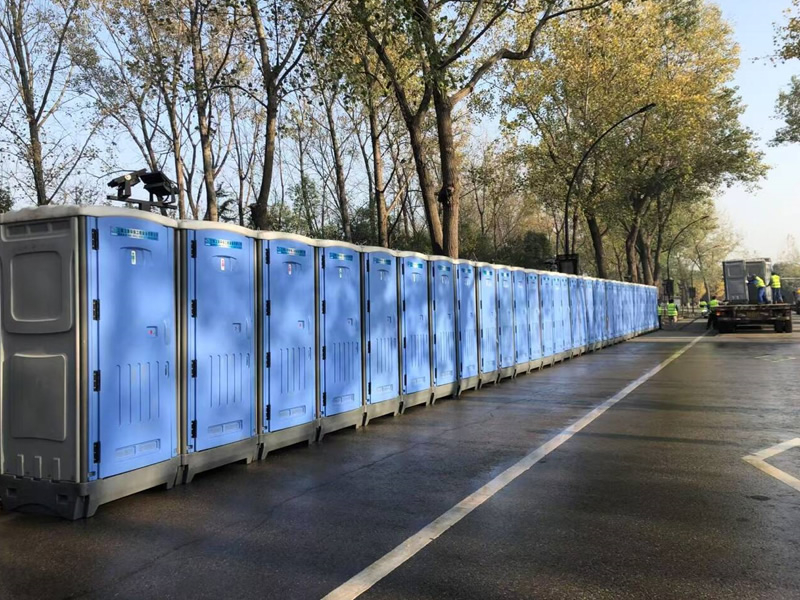 戶外活動(dòng)沒廁所？臨時(shí)移動(dòng)廁所租賃讓便利觸手可及